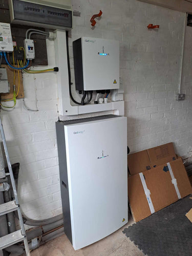 Side view of Givenergy 6kW AC unit with 13.5kWh battery setup.